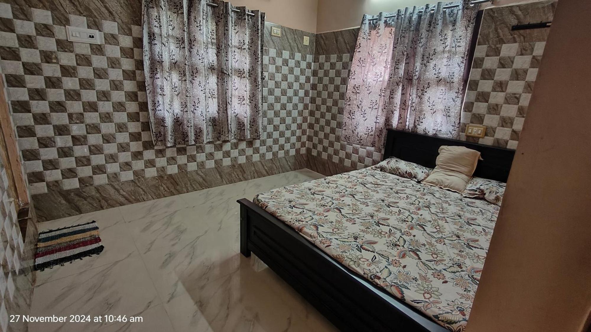 Selvams Home Stay Tiruchchendūr Екстериор снимка